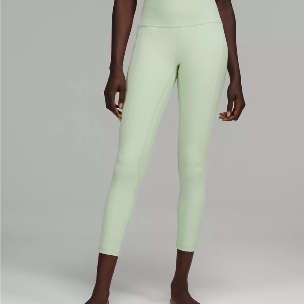 Lululemon Align 25" with Pockets